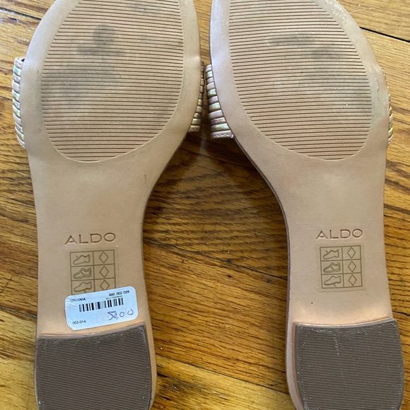 Fancy Aldo Sandals - Picture 3 of 3